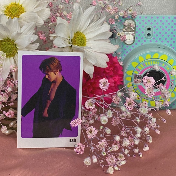 EXO’s Suho Love Shot Photocard - Picture 1 of 2